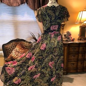 NWOT Lulus chiffon floral print maxi top